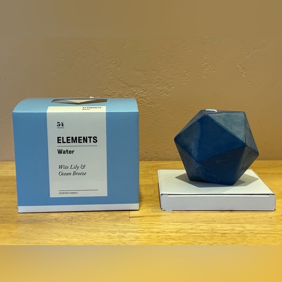 54 Celsius Water Elements Candle. Wite Lily & Ocean Breeze Scented. New In Box. - Picture 1 of 8